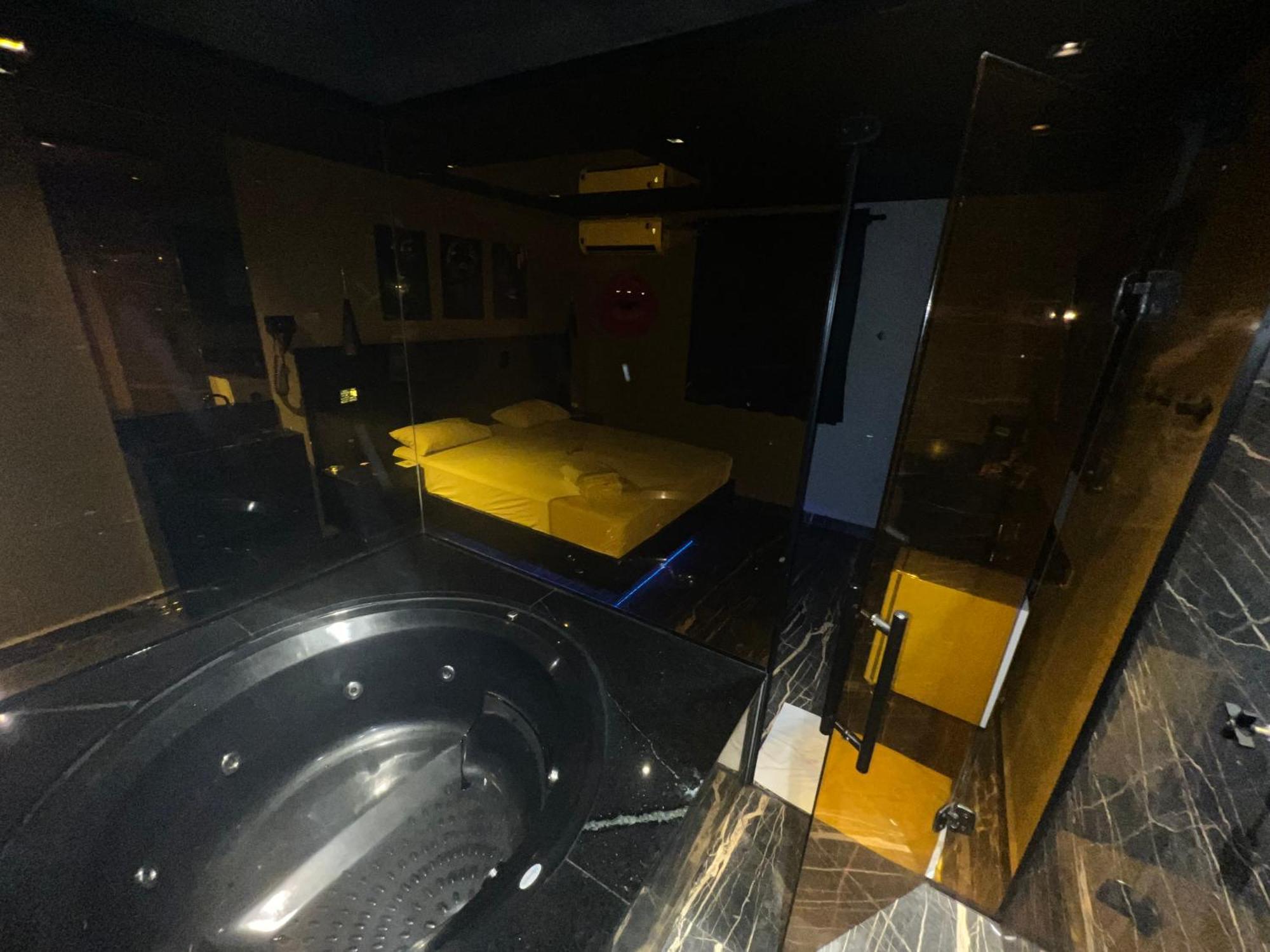 Motel Contigo 瓜卢流斯 外观 照片